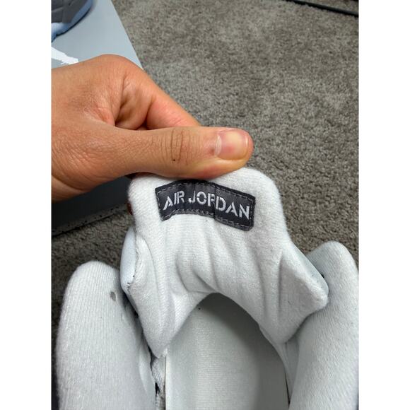 Air Jordan 5 Retro Wolf Grey Shoes Size 12